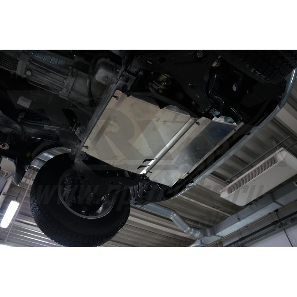 Алюминиевая защита радиатора и картера из 2 частей (толщина листа 4 мм) MITSUBISHI L-200, V-ВСЕ; КПП-ВСЕ (2015-11.2018) / FIAT FULLBACK V-ВСЕ, КПП-ВСЕ (2016-)