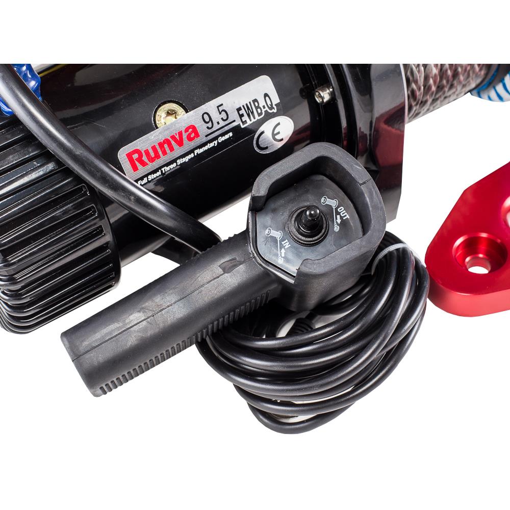 Лебёдка электрическая 12V Runva 9500 lbs 4350 кг влагозащищенная, синтетический трос, пневмороспуск